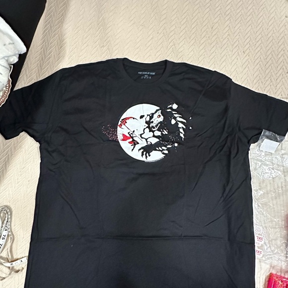 Grimm Eclipse Ruby T-Shirt - Picture 3 of 4